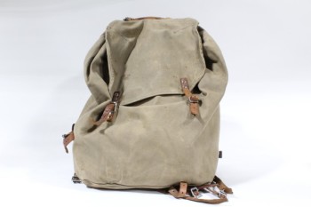 Luggage, Backpack, 1960s MILITARY RUCKSACK, BROWN LEATHER STRAPS W/BUCKLES, RIGID BACK SUPPORT, CANVAS, GREEN