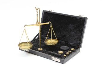 Decorative, Scale, SMALL BRASS BALANCE SCALE IN BLACK VELVET LINED CASE, BRASS WEIGHTS (GLUED IN), METAL, BLACK