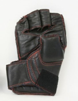 Sport, Martial Arts, PAIR OF WRAP GLOVES,NO FINGERS,RED STITCHING, VINYL, BLACK