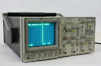 Electronic, Box , OSCILLOSCOPE W/MONITOR SCREEN,BUTTONS & DIALS,TOP HANDLE,  LIGHTS UP, METAL, GREY