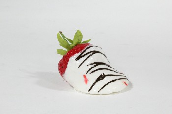 Food, Bakery (Fake), FAKE FOOD,REALISTIC WHITE CHOCOLATE COVERED STRAWBERRY, PLASTIC, RED