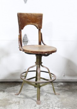 Stool, Backrest, ANTIQUE INDUSTRIAL MACHINIST'S OR SWITCHBOARD OPERATOR'S STYLE CHAIR, ROUND WOOD SWIVEL SEAT W/RECTANGULAR WOOD BACK, ARMY GREEN METAL FRAME W/FOOT REST RING, USED, AGED, PATINA, CIRCA 1920-1930, WOOD, BROWN