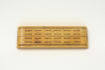 Game, Cribbage Board, PLAIN W/INLAID STRIPS,NO TEXT/NUMBERS, WOOD, BROWN