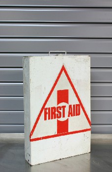 Medical, First Aid Kit, RED TRIANGLE, METAL, WHITE