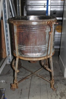 Laundry, Washer, EARLY 20TH CENTURY WASHING MACHINE,COPPER DRUM, RUSTY METAL LEGS, SMALL WHEELS, RUSTIC, AGED, METAL, RUST