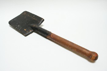 SPADE W/SHORT BROWN HANDLE, Garage & Tools 