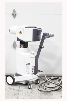 Medical, Equipment, LAB, MOBILE NUCLETRON RADIATION TREATMENT MACHINE COMPONENT, LARGE HANDLE, ROLLING, PLASTIC, WHITE