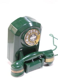 ANTIQUE, DARK GREEN, WALLMOUNT, BRASS ROTARY DIAL & TRIM ON HANDSET, CIRCA 1935, Electronics & Appliances