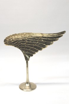 Decorative, Shapes, SINGLE WING SCULPTURE, FEATHERS, BIRD, ANGEL, ROUND BASE, METAL, GOLD