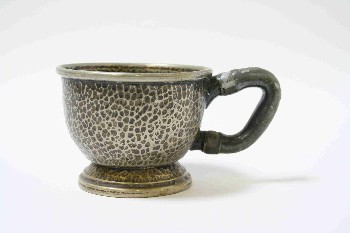 Drinkware, Cup, HAMMERED TEXTURE, SMOOTH HANDLE, ROUND BASE, PEWTER, METAL, SILVER