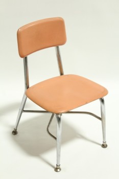 Chair, Child's, VINTAGE,SMALL,KID SIZE, PLAIN SEAT & BACK, METAL LEGS, SCHOOL/DAYCARE ETC., STACKABLE, PLASTIC, PINK