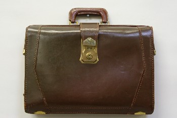Luggage, Briefcase, GOLD LOCK,STITCHING,SINGLE HANDLE,SOFT SHELL, LEATHER, BROWN