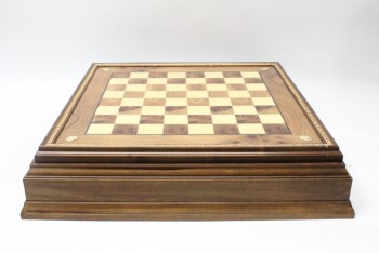 Game, Chess, LARGE, SQUARE, LIGHT & DARKER BROWN SQUARES, TOP SWIVELS OUT FROM CORNER, FELT STORAGE INTERIOR, WOOD, BROWN