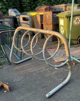 BICYCLE PARKING STAND, CURVED FRAME W/LOOP / COIL / SPIRAL / CORKSCREW SHAPED LOCKING BAR, PUBLIC / METRO, OUTDOOR / EXTERIOR, BIKE LOCK / SECURITY RACK - Bike Racks Are Allowed To Be Painted With Exterior Paint, Colour May Not Be As Shown, Outdoor & Sports