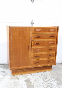 MID CENTURY, TEAK DRESSER, SIDE WARDROBE CABINET W/INNER SHELVES, 6 DRAWERS W/INSET RECTANGULAR PULLS, Furniture