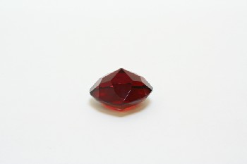 Decorative, Shapes, HEART SHAPED CUT GLASS JEWEL W/POINTED TIP, GLASS, RED