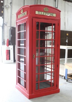 Phone, Booth, BRITISH PHONE BOX KIOSK, GLASS PANELED WINDOWS & DOOR ON 3 SIDES, POPULAR K6 MODEL DESIGNED IN 1935 & IN USE TODAY, THIS IS THE 1937 MODEL, PUBLIC, STREET, UK / UNITED KINGDOM, CROWN INSIGNIA & 