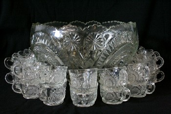 Drinkware, Misc, VINTAGE PUNCH BOWL W/PINWHEEL/STARBURST PATTERN, SCALLOPED EDGE, MUST BE RETURNED WITH ALL 22x 2