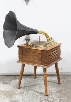 ANTIQUE GRAMOPHONE - REPRODUCTION, MAPLE, PHONOGRAPH / VICTROLA, 17